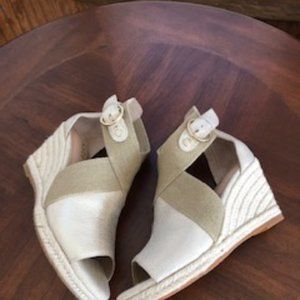 NYDJ gold size 5.5 shoes